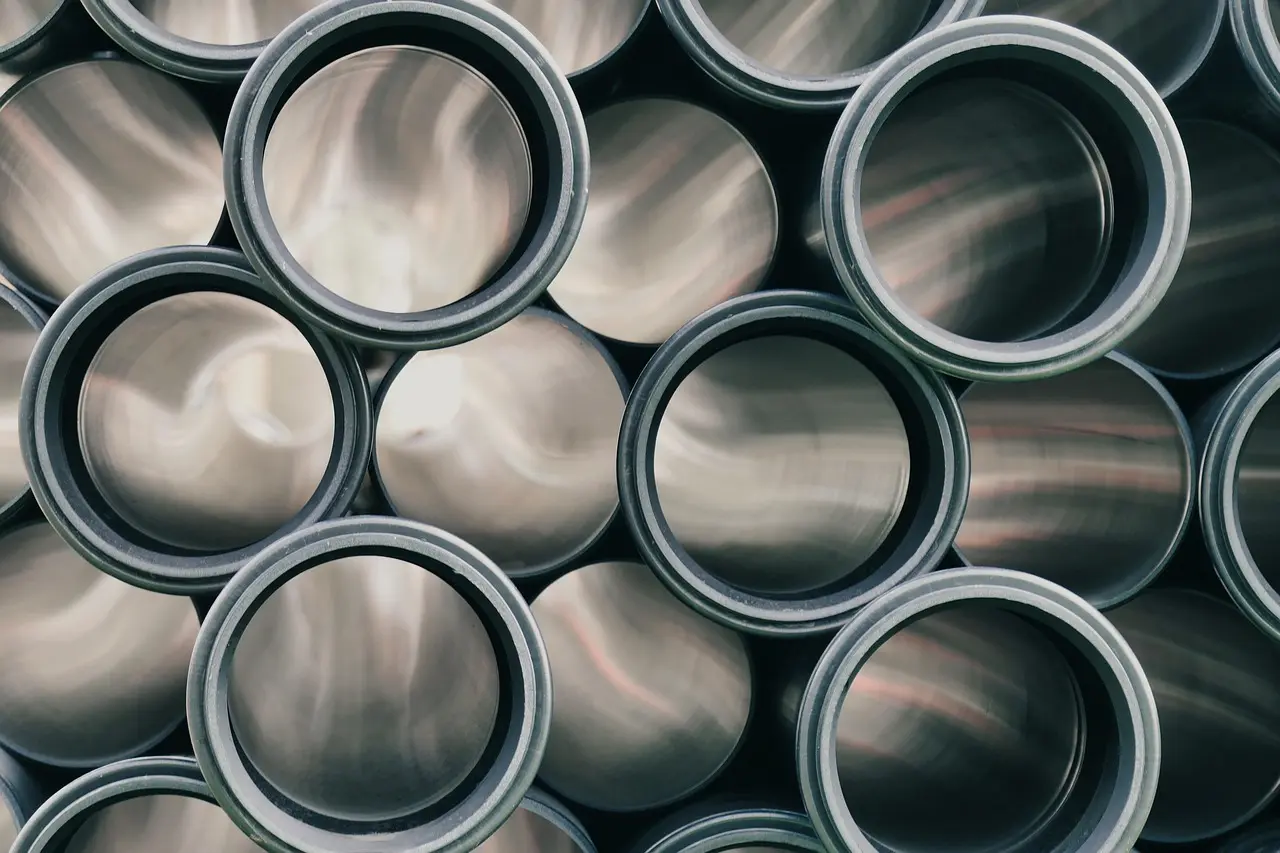 Solceller og batterier: Teknisk tjekliste for sikker drift, overvågning og service